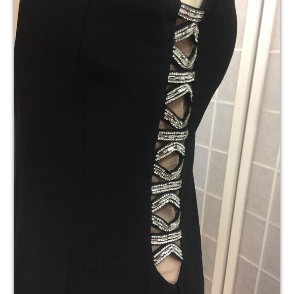 Xcape, dress, parties, black, decorated, size 6.: - Picture 6 of 10